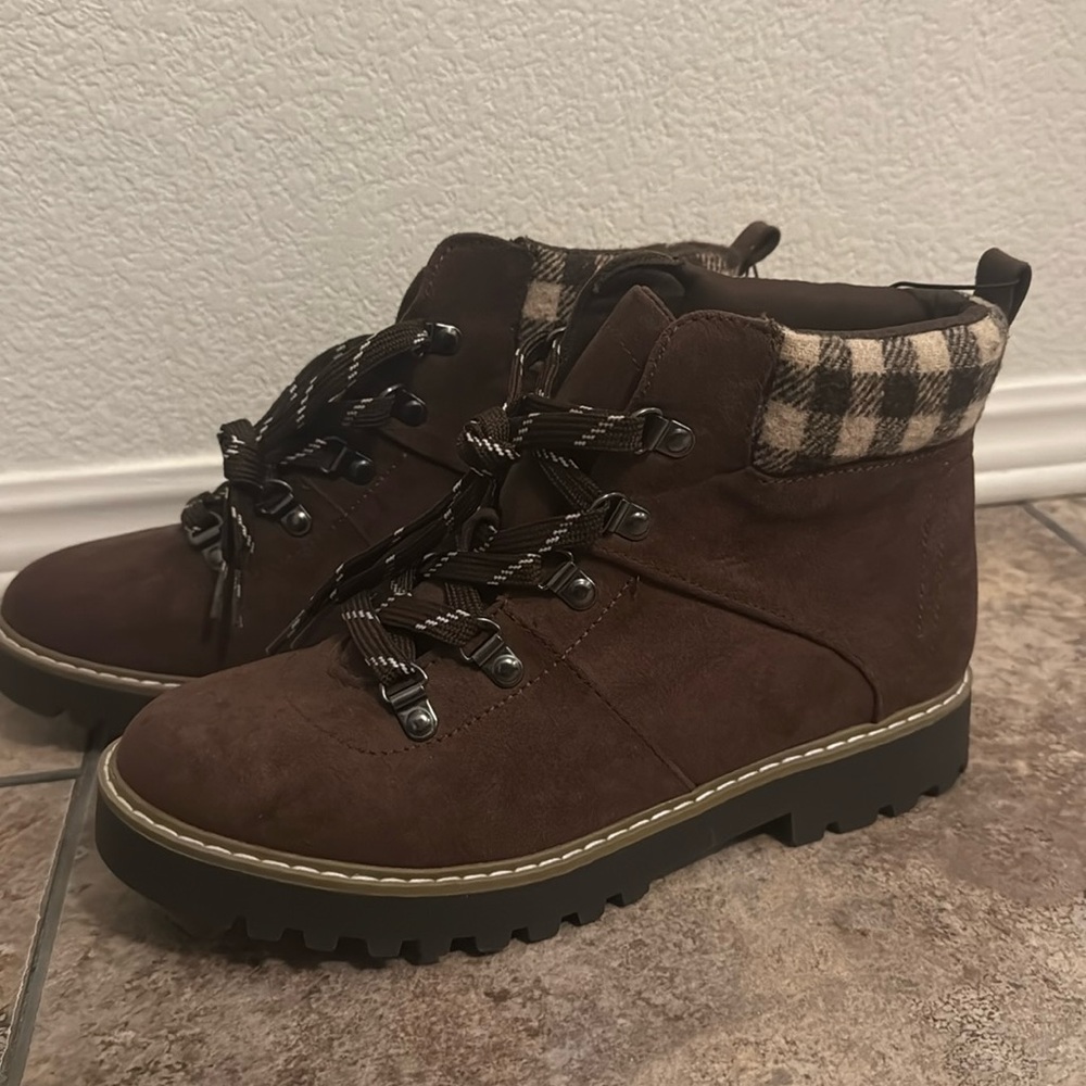 CLIFFS by WHITE MOUNTAIN | Dark Brown Boots
